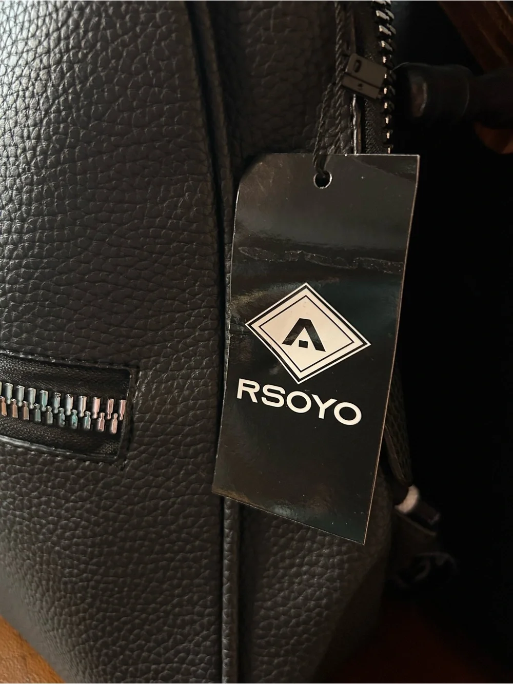 RSOYO Black Pebbled Leather Men's Backpack with Silver Accents -NWT-